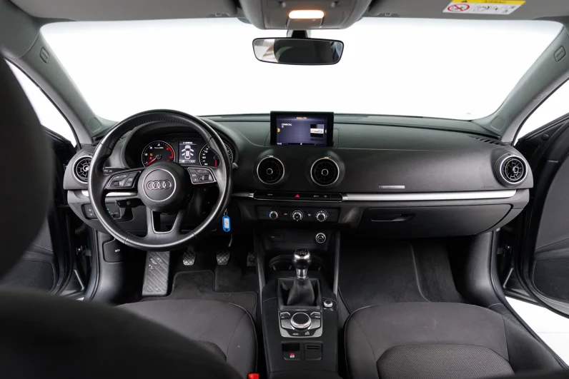 Audi A3 Limousine 30 TDI 1.6