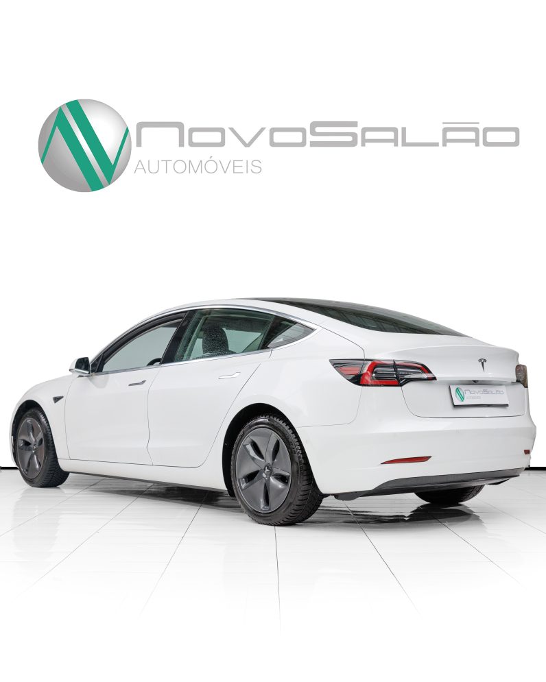 Tesla Model 3 Standard Range Plus RWD