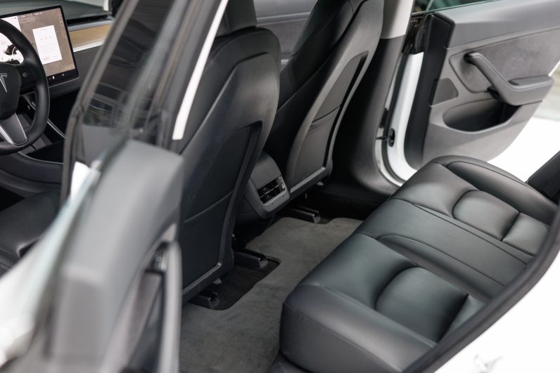 Tesla Model 3 Standard Range Plus RWD