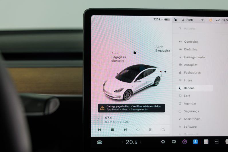 Tesla Model 3 Standard Range Plus RWD