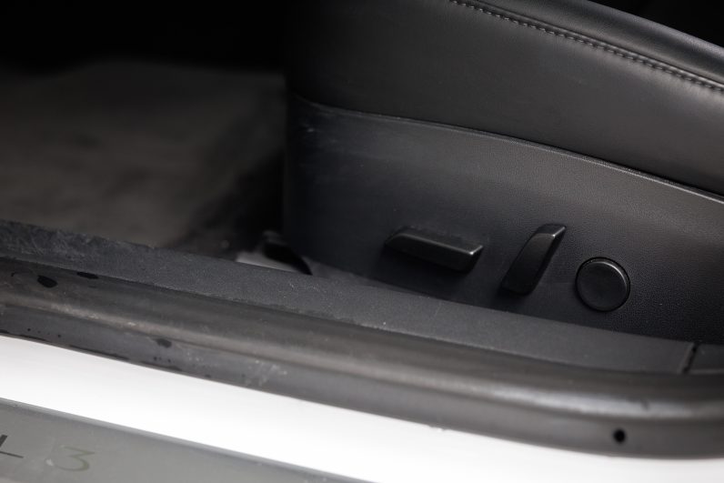 Tesla Model 3 Standard Range Plus RWD