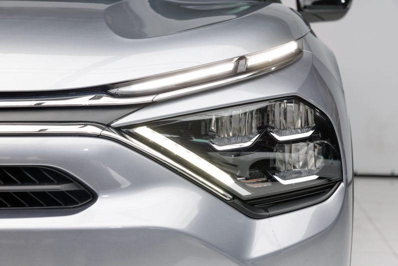 Citroën C4 1.2 PureTech Shine EAT8