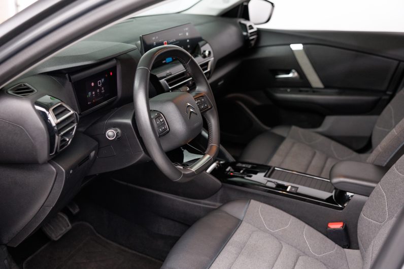 Citroën C4 1.2 PureTech Shine EAT8