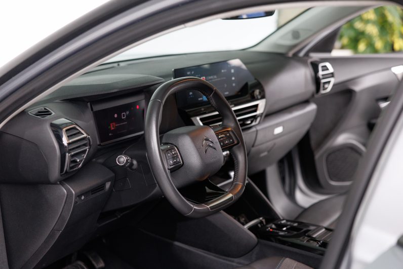 Citroën C4 1.2 PureTech Shine EAT8