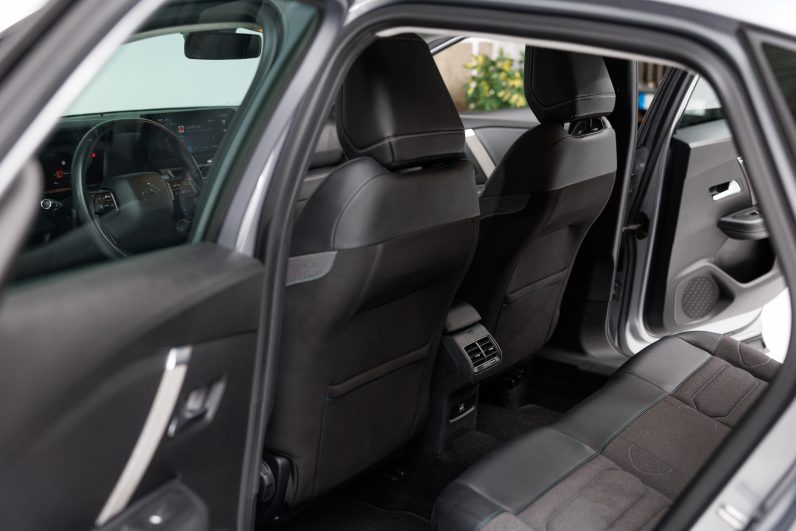 Citroën C4 1.2 PureTech Shine EAT8