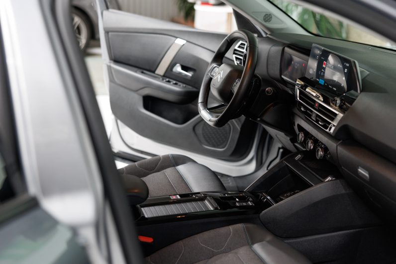 Citroën C4 1.2 PureTech Shine EAT8