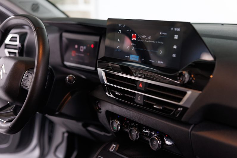 Citroën C4 1.2 PureTech Shine EAT8