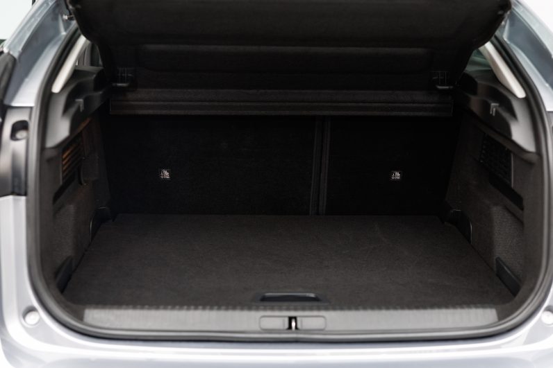 Citroën C4 1.2 PureTech Shine EAT8