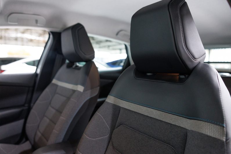 Citroën C4 1.2 PureTech Shine EAT8