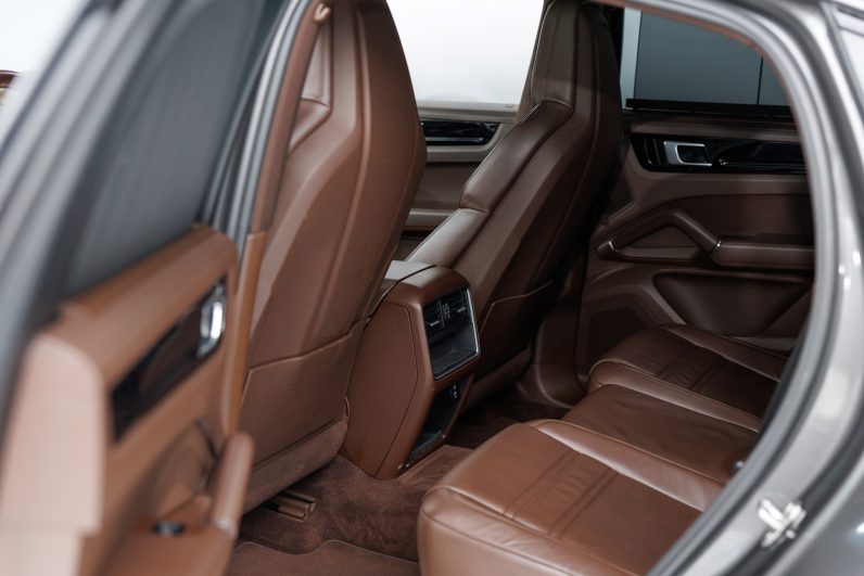 Porsche Cayenne E-Hybrid Coupé