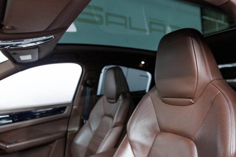 Porsche Cayenne E-Hybrid Coupé