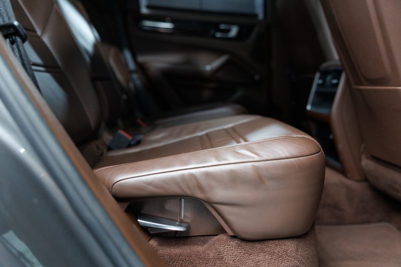 Porsche Cayenne E-Hybrid Coupé