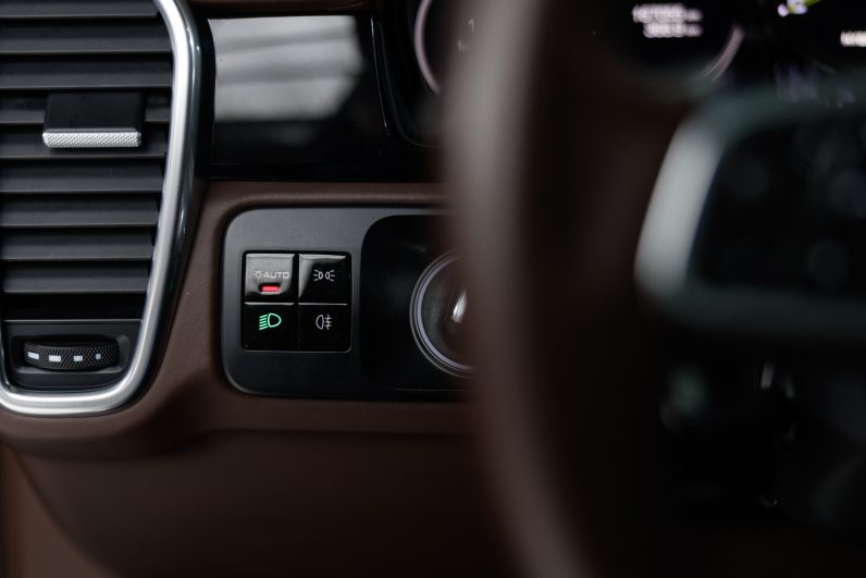 Porsche Cayenne E-Hybrid Coupé