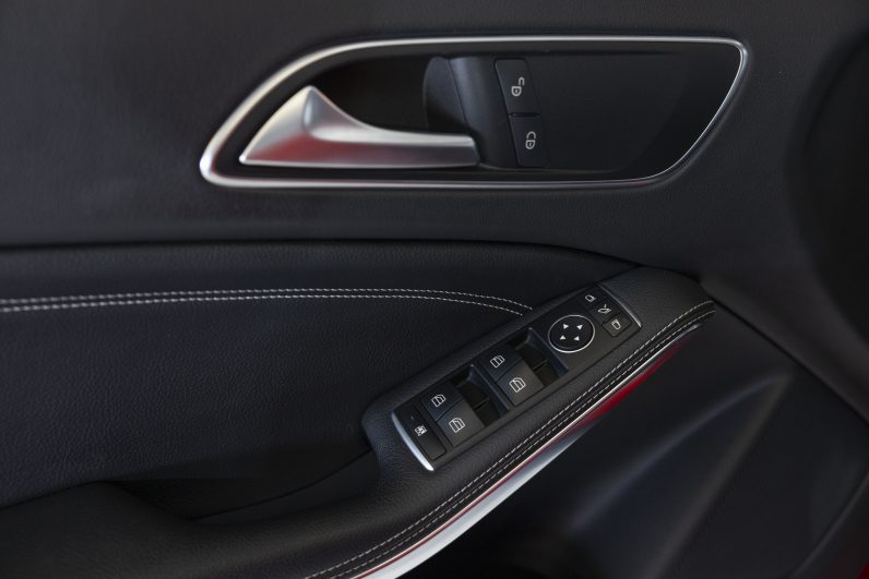 Mercedes Benz GLA 180 d Urban