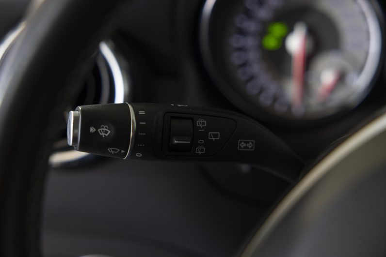 Mercedes Benz GLA 180 d Urban