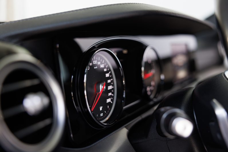 Mercedes Benz E 220 d AMG Line