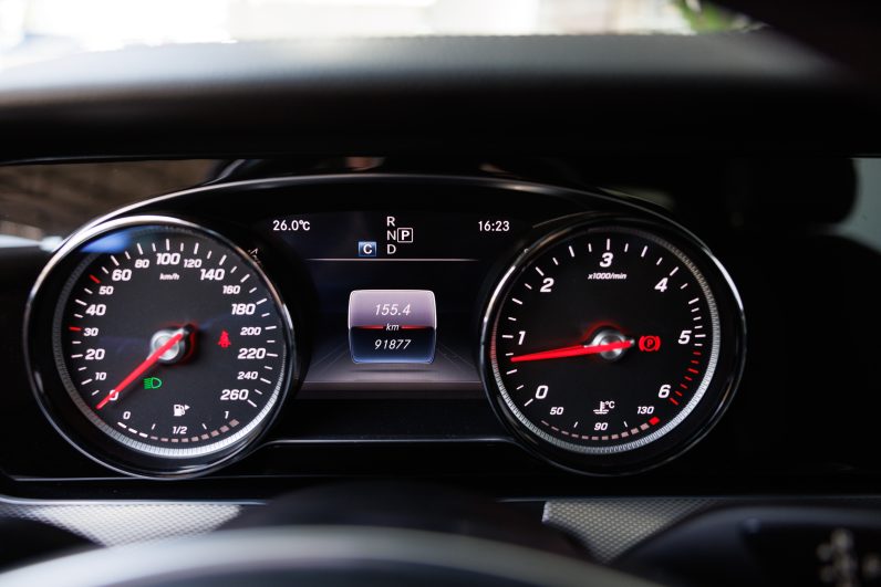 Mercedes Benz E 220 d AMG Line