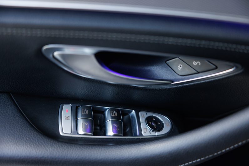 Mercedes Benz E 220 d AMG Line