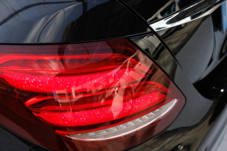 Mercedes Benz E 220 d AMG Line