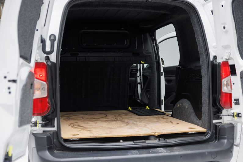 Opel Combo 1.5 CDTi L1H1 Essentia