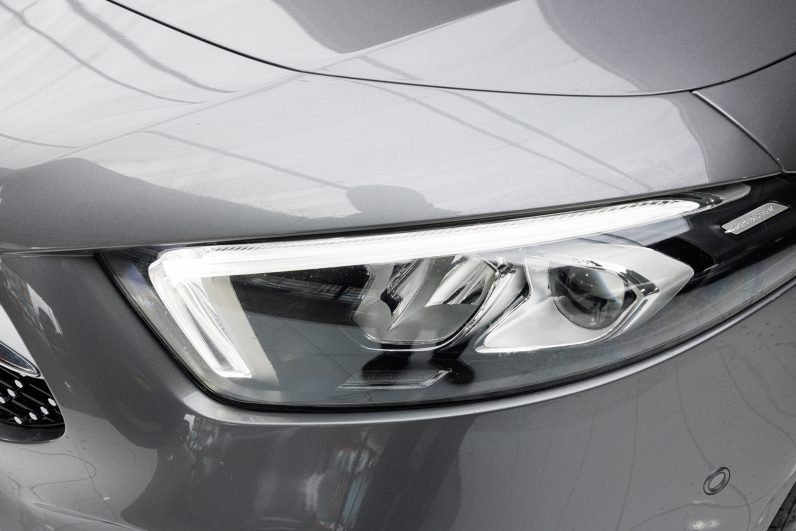 Mercedes Benz A 180 d AMG Line Aut. Limousine