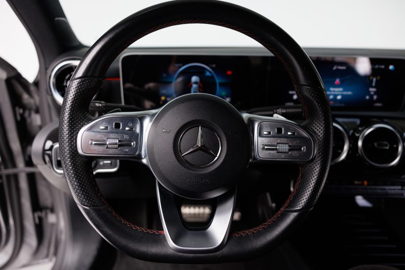 Mercedes Benz A 180 d AMG Line Aut. Limousine