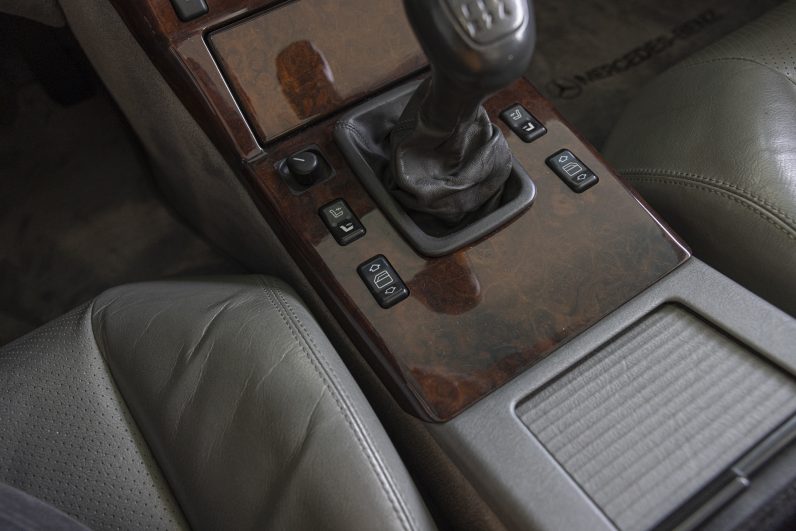 Mercedes Benz SL 300