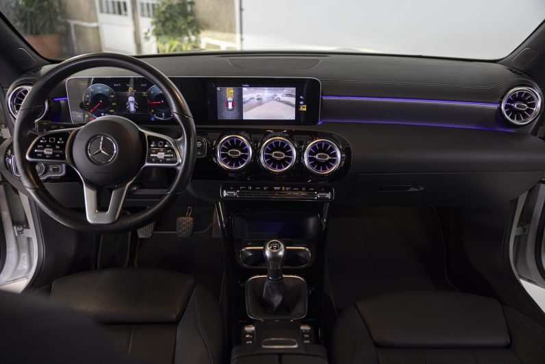 Mercedes Benz CLA 180 d Shooting Brake Style Plus