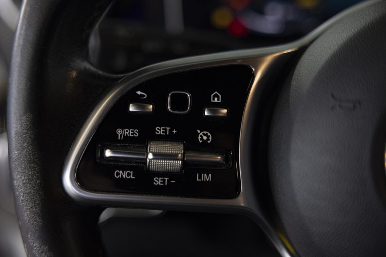 Mercedes Benz CLA 180 d Shooting Brake Style Plus