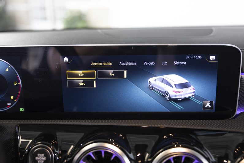 Mercedes Benz CLA 180 d Shooting Brake Style Plus