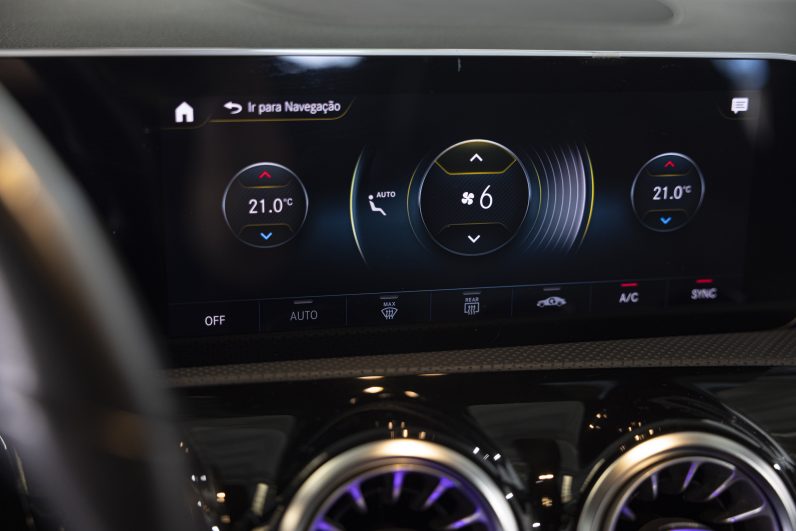 Mercedes Benz CLA 180 d Shooting Brake Style Plus