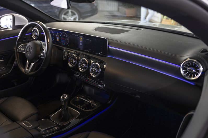 Mercedes Benz CLA 180 d Shooting Brake Style Plus