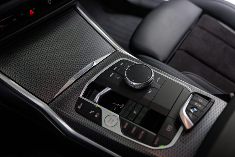 BMW 320e Touring – Híbrido – Pack M