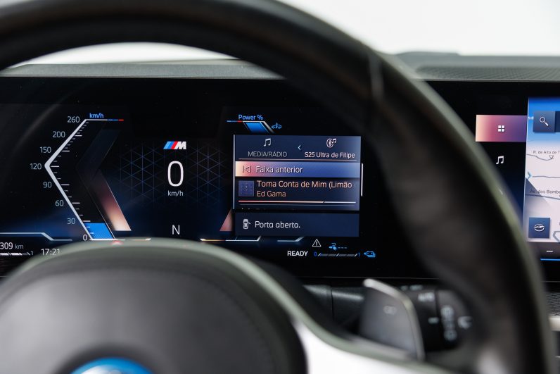 BMW 320e Touring – Híbrido – Pack M