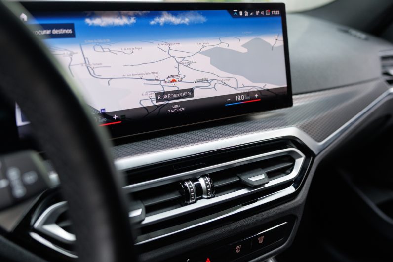 BMW 320e Touring – Híbrido – Pack M