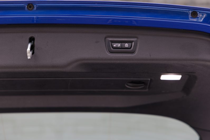 BMW 320e Touring M Sport – Híbrido