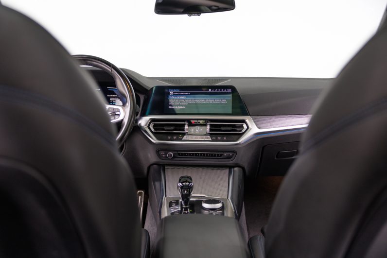 BMW 320e Touring M Sport – Híbrido