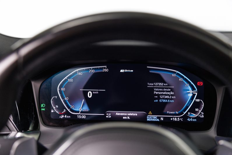 BMW 320e Touring M Sport – Híbrido