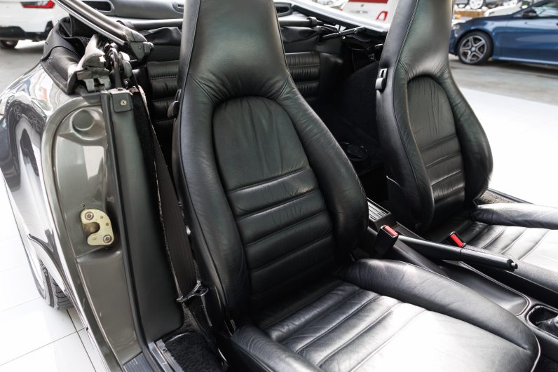 Porsche 911 Carrera 4 Cabrio 3.6