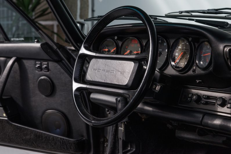 Porsche 911 Carrera 4 Cabrio 3.6