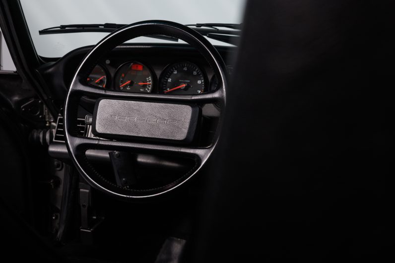 Porsche 911 Carrera 4 Cabrio 3.6